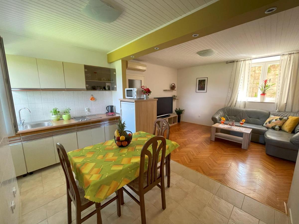Apartment Kastel Pazin Exterior photo